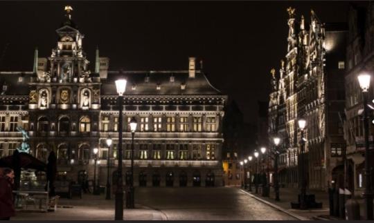 B&B Art And Sleep Antwerpen Eksteriør billede
